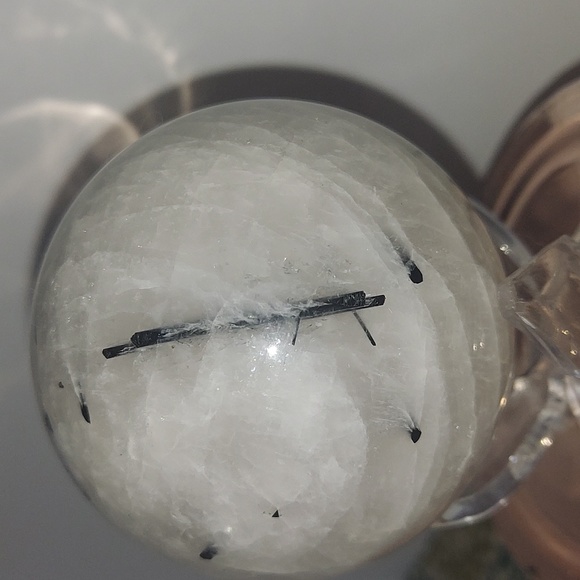 Black Toumaline in Quartz Matrix - Picture 3 of 4